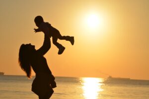 TIPS FOR YOUNG MOMS: HOW TO HANDLE THE JUDGEMENTS